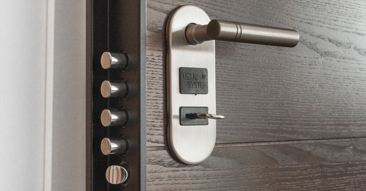 key maker professional — Walden Locksmith